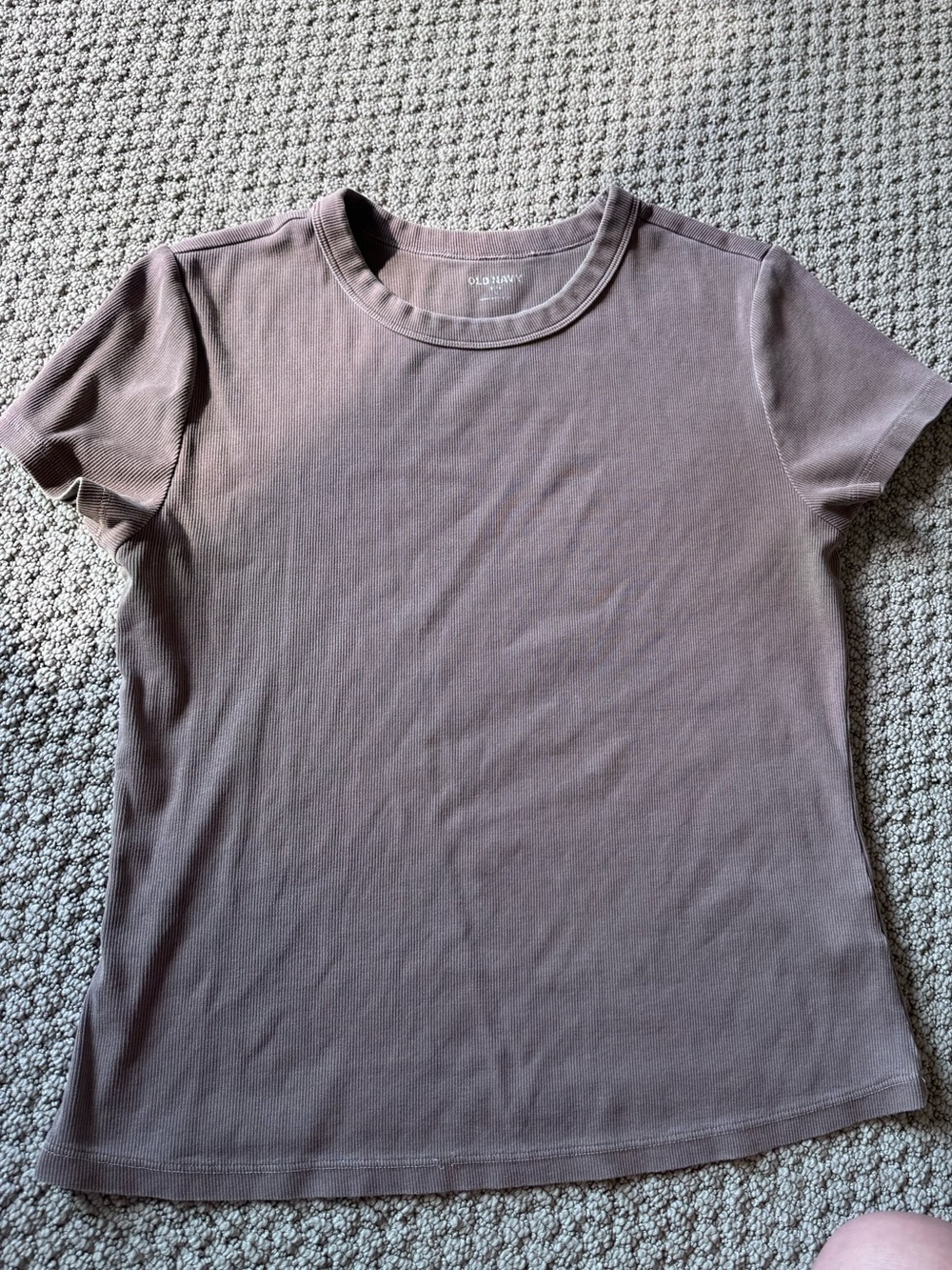 Old Navy Short Sleeve Crew Tee in Dusty Mauve